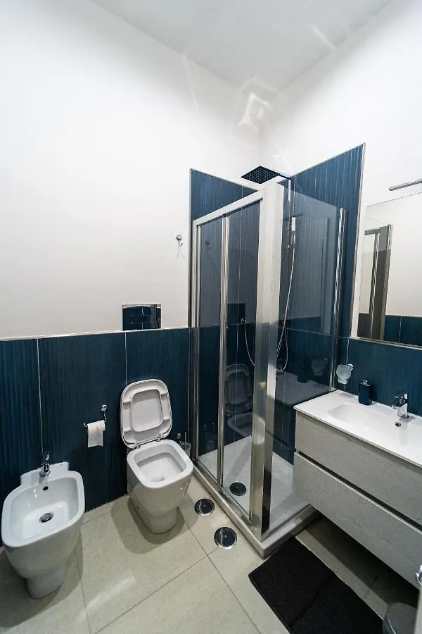 Casa Romeo Napoli Hotel 0*, Naples Italy